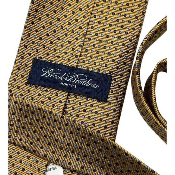 NWT BROOKS BROTHERS Men's 100% Silk Necktie DESIGNER Tie Gold Geometric W:4" - Picture 2 of 4